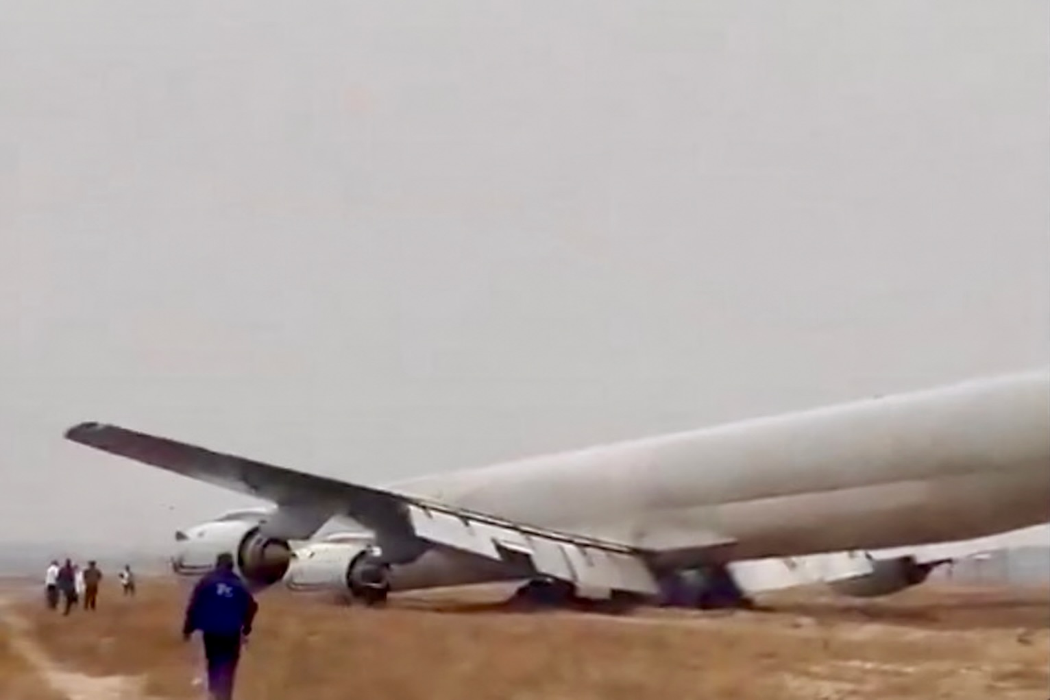 Rare DC-8 freighter veers off runway, collapses nose gear in Kinshasa